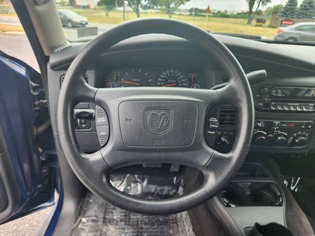 Photo of 2003 Blue Dodge Durango