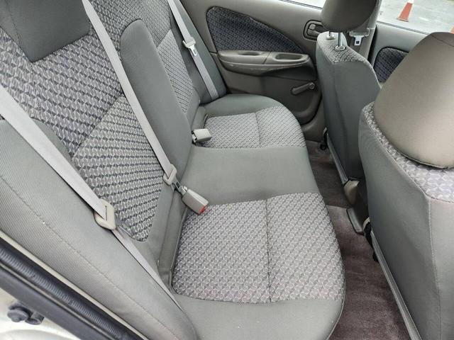 Photo of 2003 Gray Nissan Sentra