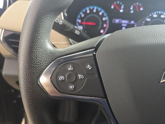 Photo of 2022 Mosaic Black Metallic Chevrolet Traverse