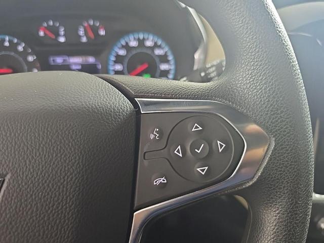 Photo of 2022 Mosaic Black Metallic Chevrolet Traverse