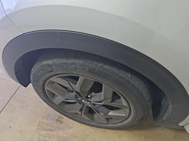 Photo of 2022 Sparkling Silver Kia Sportage