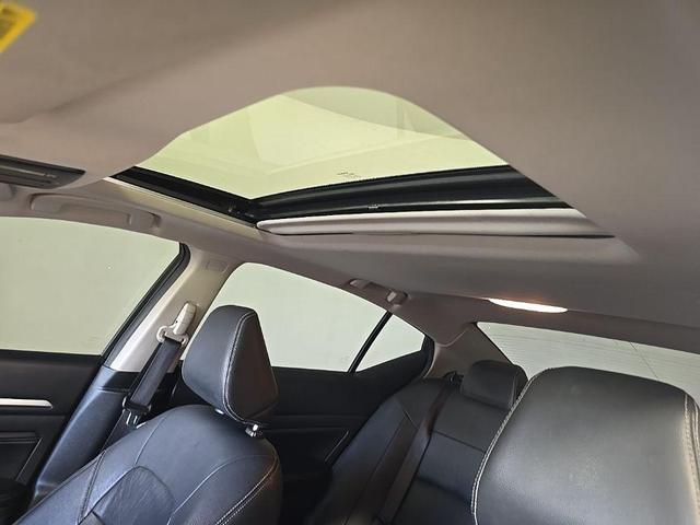 Photo of 2020 Super Black Nissan Altima
