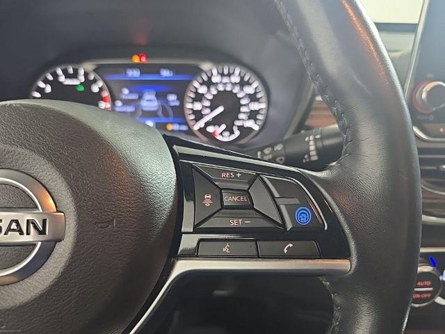 Photo of 2020 Super Black Nissan Altima