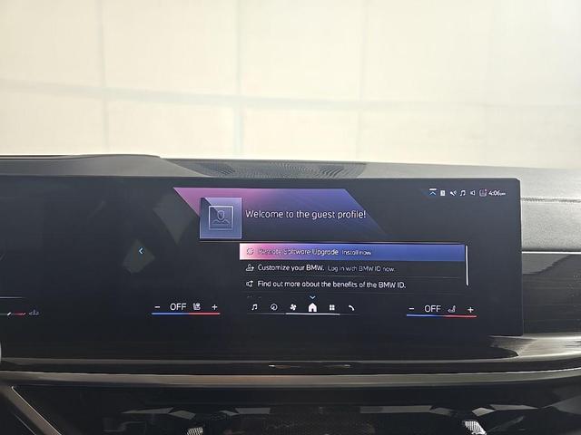 Photo of 2024 Black Sapphire Metallic BMW X7