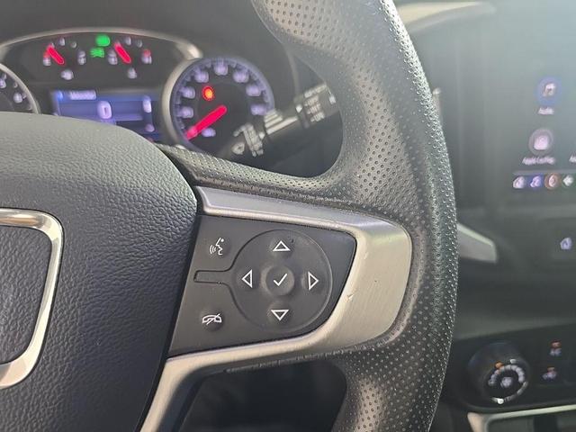 Photo of 2022 Summit White GMC Terrain