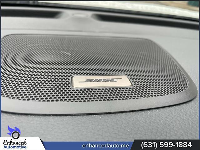 Photo of 2017 Glacier White Nissan Rogue