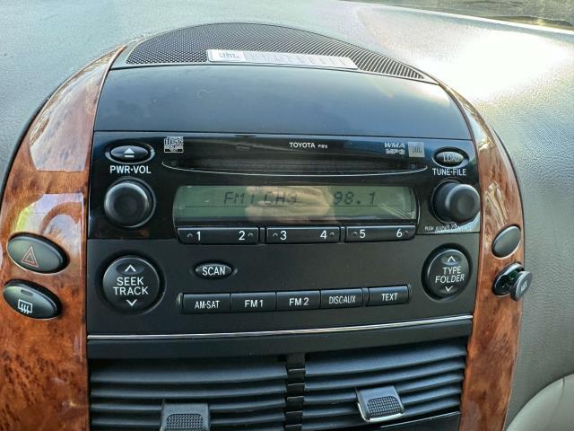 Photo of 2007 Natural White Toyota Sienna