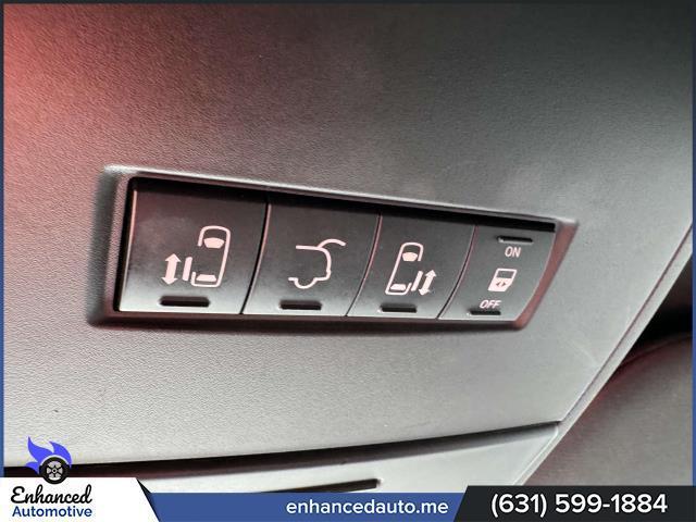 Photo of 2018 Billet Clearcoat Dodge Grand Caravan