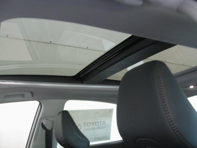 Photo of 2025 Heavy Metallic Toyota Camry