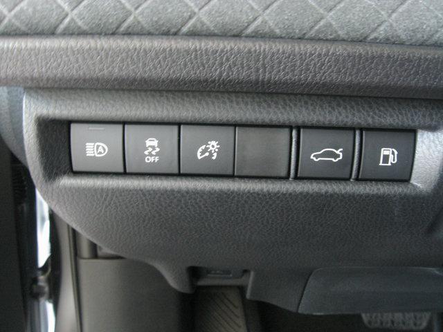 Photo of 2025 Heavy Metallic Toyota Camry