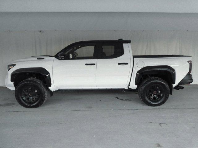 Photo of 2024 Ice Cap w/Black Roof Toyota Tacoma