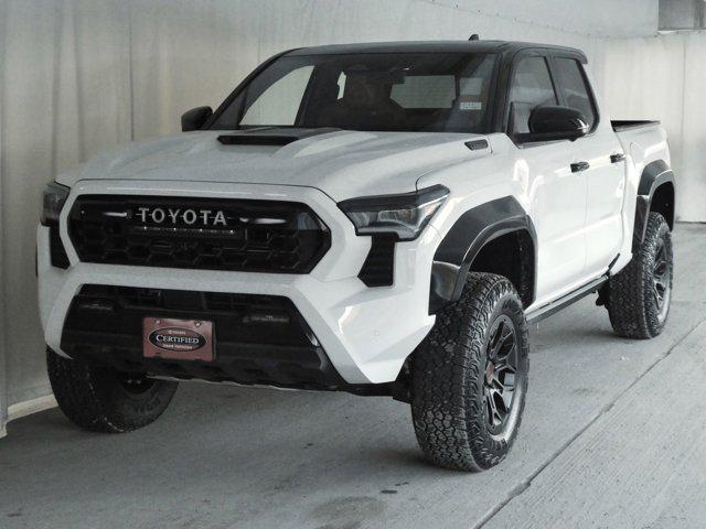 Photo of 2024 Ice Cap w/Black Roof Toyota Tacoma