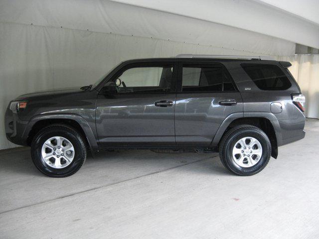 Photo of 2018 Magnetic Gray Metallic Toyota 4Runner