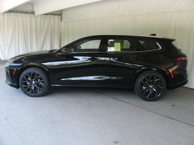 Photo of 2025 Black Toyota Crown Signia