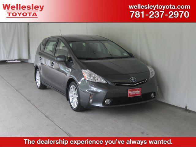 Photo of 2014 Magnetic Gray Metallic Toyota Prius v