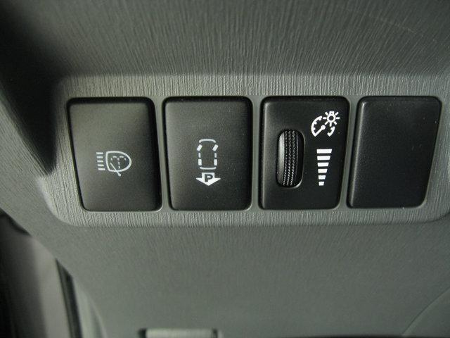 Photo of 2014 Magnetic Gray Metallic Toyota Prius v