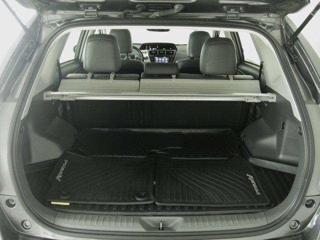 Photo of 2014 Magnetic Gray Metallic Toyota Prius v
