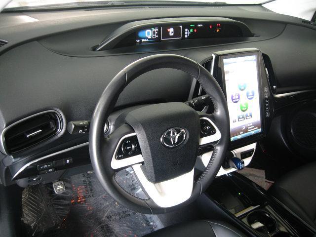 Photo of 2017 Magnetic Gray Metallic Toyota Prius Prime