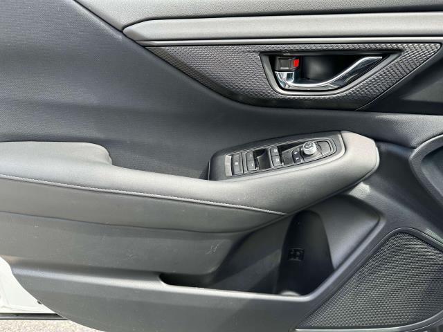 Photo of 2022 Crystal White Pearl Subaru Outback