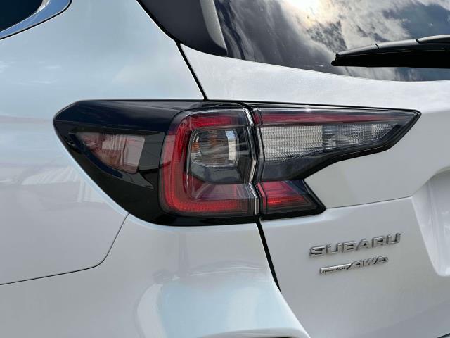 Photo of 2022 Crystal White Pearl Subaru Outback