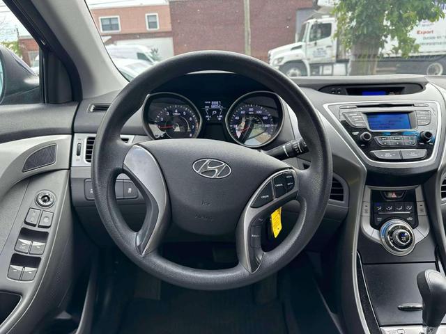 Photo of 2013 Indigo Blue Pearl Hyundai ELANTRA