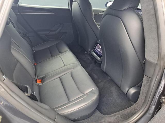 Photo of 2021 Gray Tesla Model S