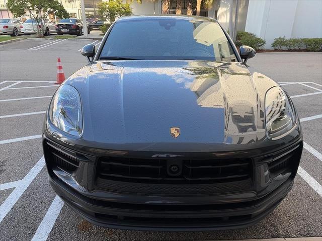Photo of 2024 Gray Porsche Macan
