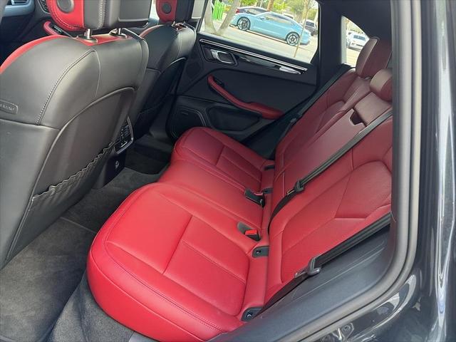 Photo of 2024 Gray Porsche Macan