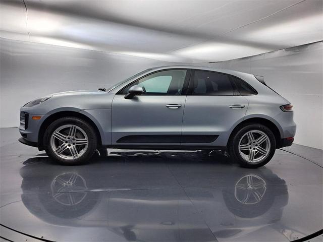 Photo of 2020 Dolomite Silver Metallic Porsche Macan