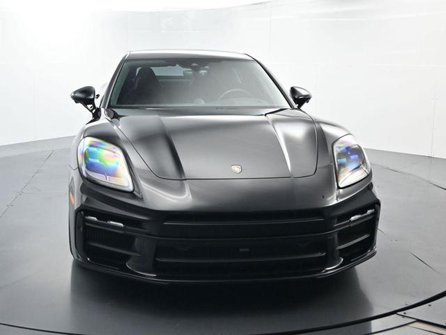 Photo of 2025 Black Porsche Panamera