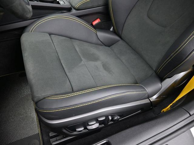 Photo of 2025 Ice Grey Metallic Porsche 911