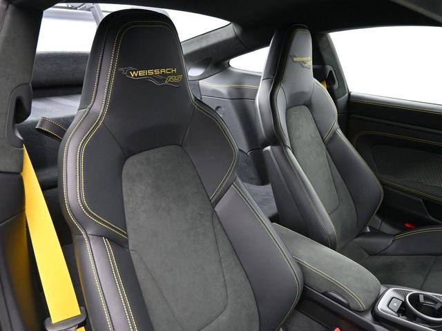 Photo of 2025 Ice Grey Metallic Porsche 911
