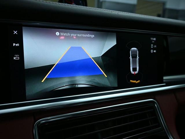 Photo of 2022 Black Porsche Panamera