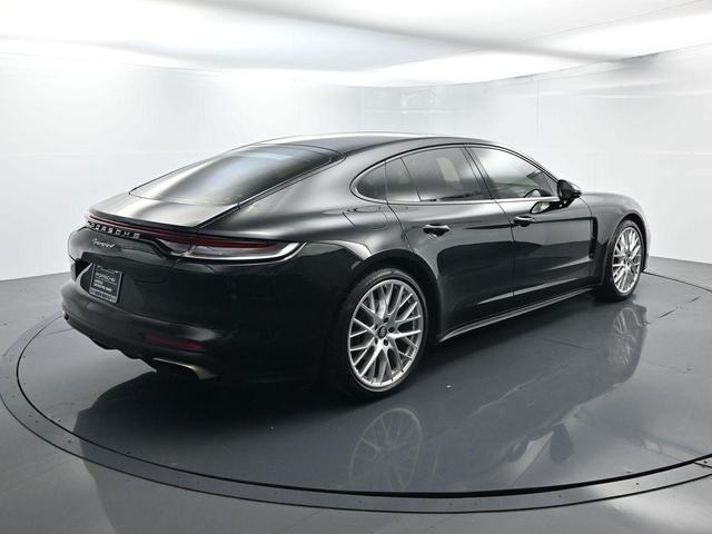 Photo of 2022 Black Porsche Panamera