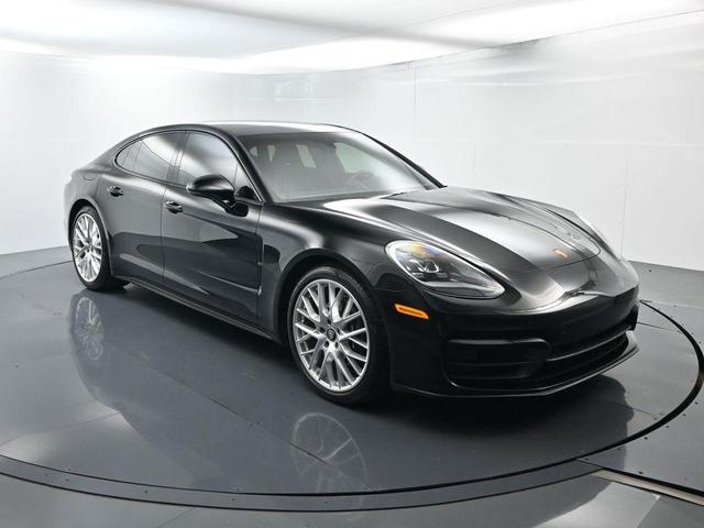Photo of 2022 Black Porsche Panamera
