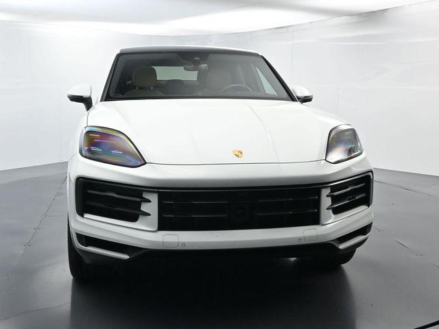 Photo of 2024 White Porsche Cayenne