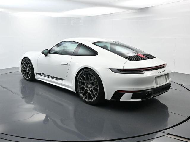Photo of 2024 White Porsche 911