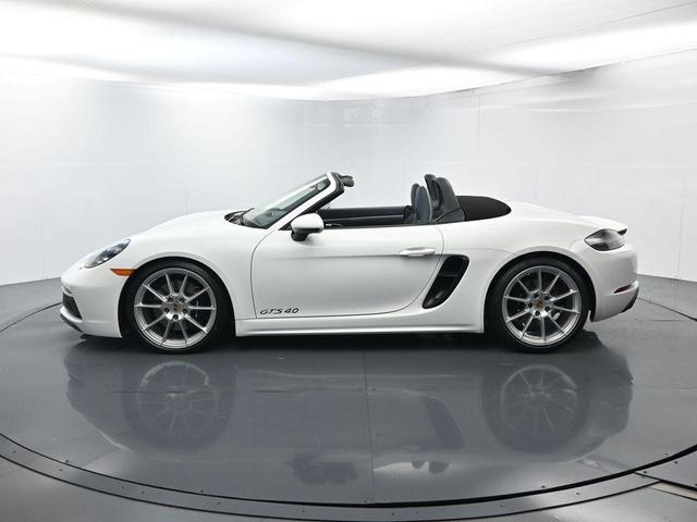 Photo of 2025 White Porsche 718 Boxster