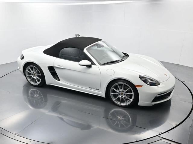 Photo of 2025 White Porsche 718 Boxster