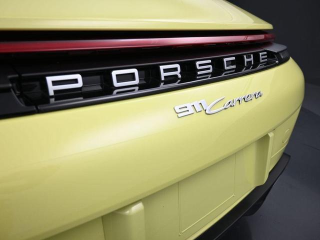 Photo of 2025 Yellow Metallic Porsche 911
