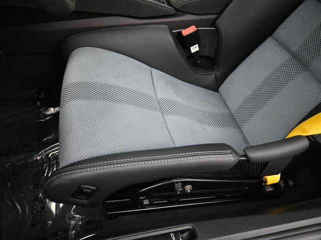 Photo of 2024 Black Porsche 718 Cayman