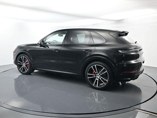 Photo of 2024 Black Porsche Cayenne