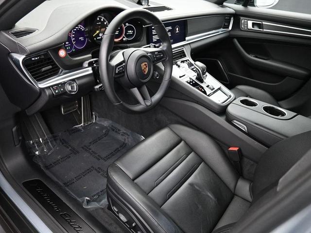 Photo of 2022 Dolomite Silver Metallic Porsche Panamera