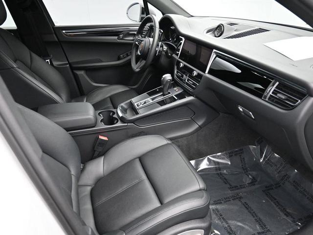 Photo of 2023 Carrara White Metallic Porsche Macan