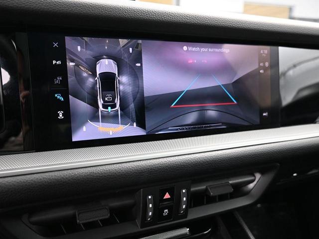 Photo of 2024 Blue Metallic Porsche Cayenne