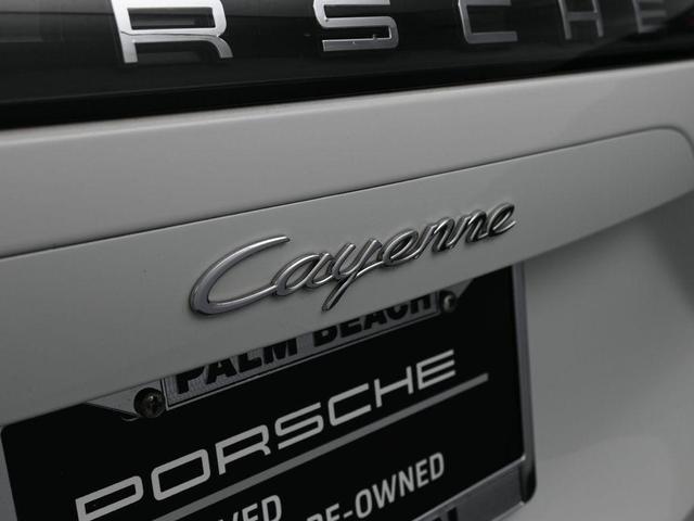 Photo of 2020 White Porsche Cayenne
