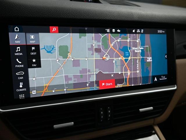 Photo of 2020 White Porsche Cayenne