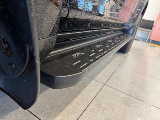 Photo of 2024 Midnight Black Metallic Toyota 4Runner