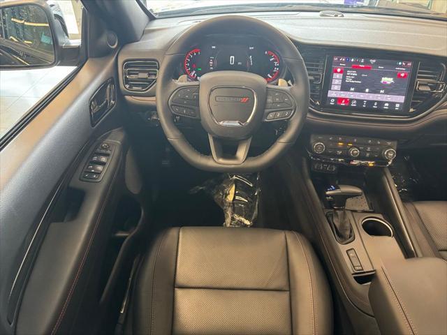 Photo of 2025 DB Black Crystal Clearcoat Dodge Durango