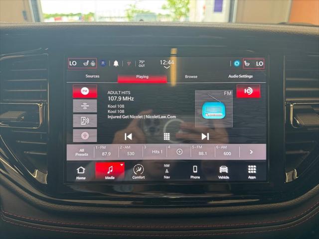 Photo of 2025 DB Black Crystal Clearcoat Dodge Durango